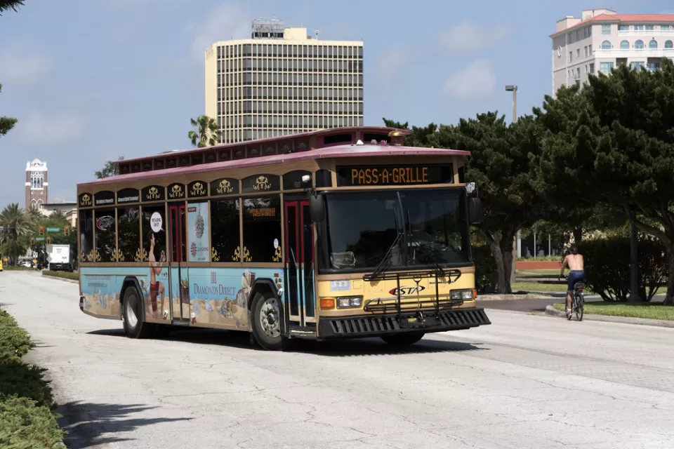 St. Petersburg, Florida Bus